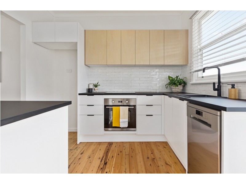 10 Christie Road, Tarro NSW 2322