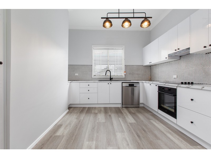 28 Aberglasslyn Road, Rutherford NSW 2320