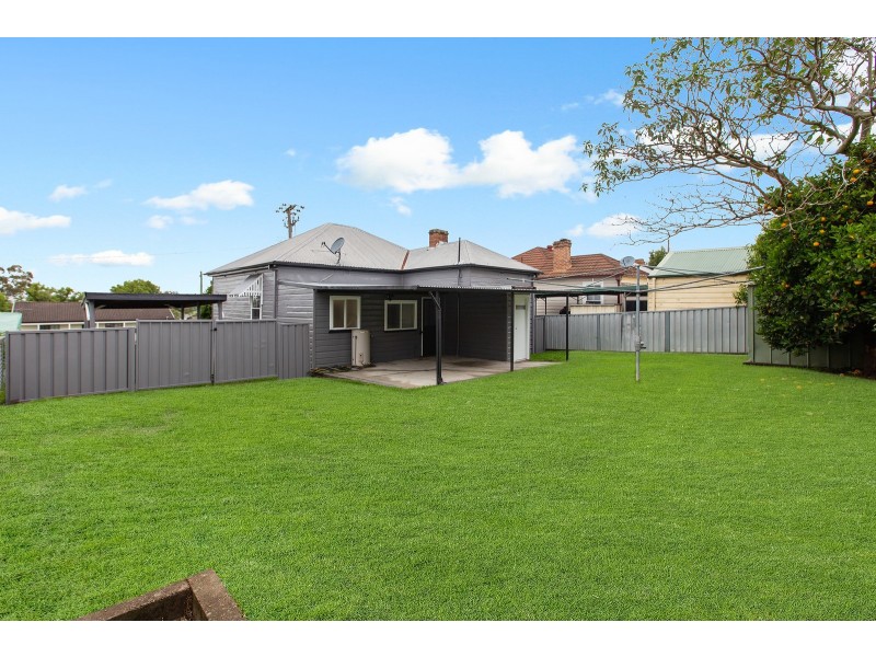 28 Aberglasslyn Road, Rutherford NSW 2320