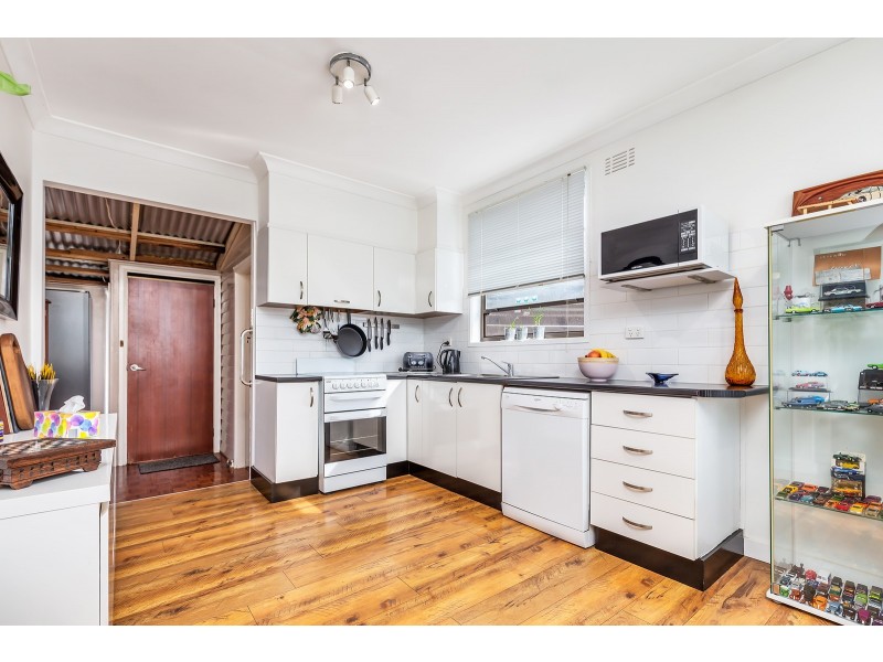8 Adelaide Street, Beresfield NSW 2322