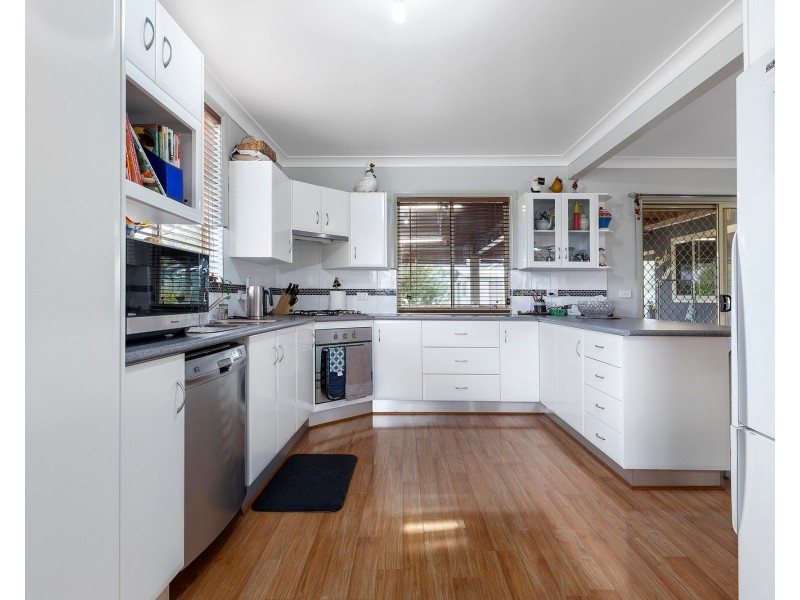42 Beresford Avenue, Beresfield NSW 2322