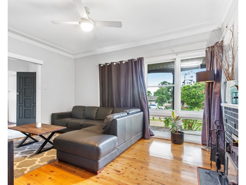 74 Anderson Drive, Tarro NSW 2322