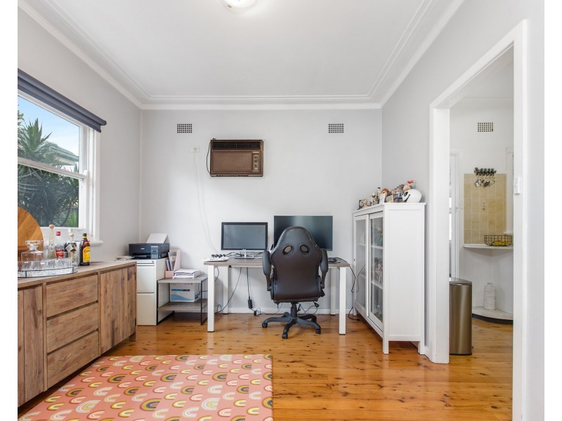 74 Anderson Drive, Tarro NSW 2322