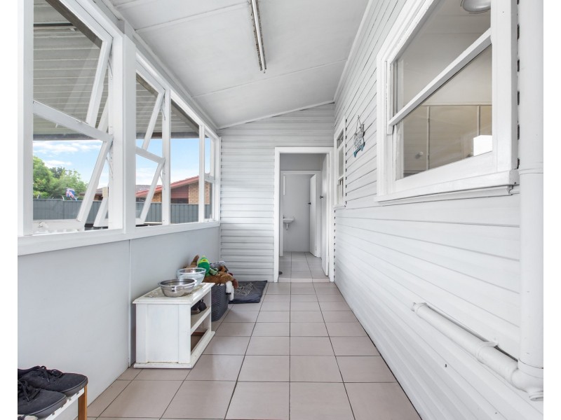 74 Anderson Drive, Tarro NSW 2322