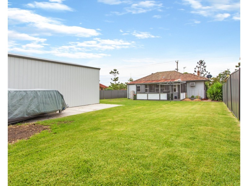 74 Anderson Drive, Tarro NSW 2322