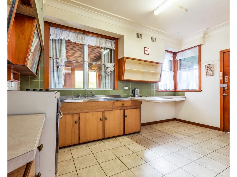 10 Landor Street, Beresfield NSW 2322