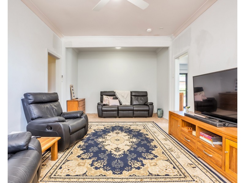 35 Railway Avenue, Branxton NSW 2335