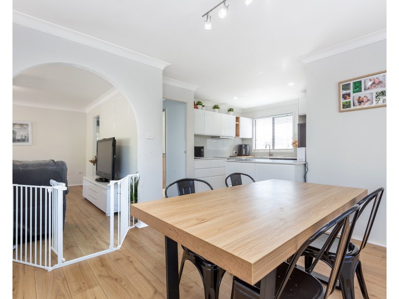3 Rutherglen Place, Macquarie Hills NSW 2285