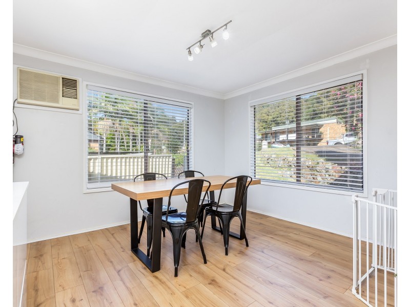 3 Rutherglen Place, Macquarie Hills NSW 2285