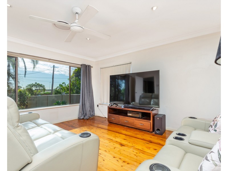 92 Anderson Drive, Tarro NSW 2322