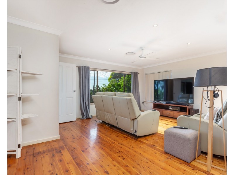 92 Anderson Drive, Tarro NSW 2322