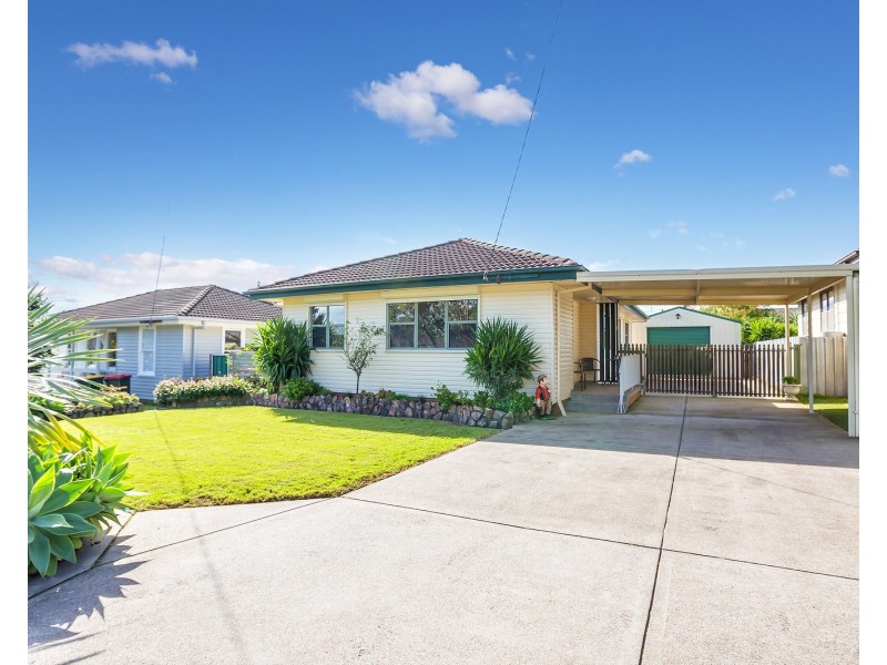 13 Windemere Avenue, Woodberry NSW 2322