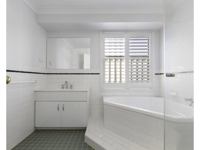 134 South Seas Drive, Ashtonfield NSW 2323