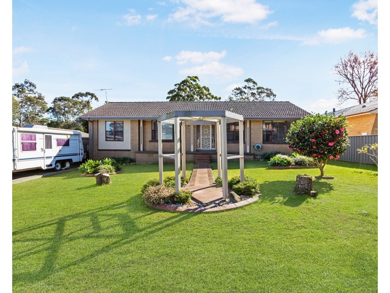 4 Howard Close, Thornton NSW 2322