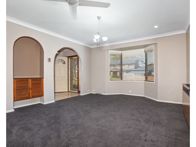 4 Howard Close, Thornton NSW 2322