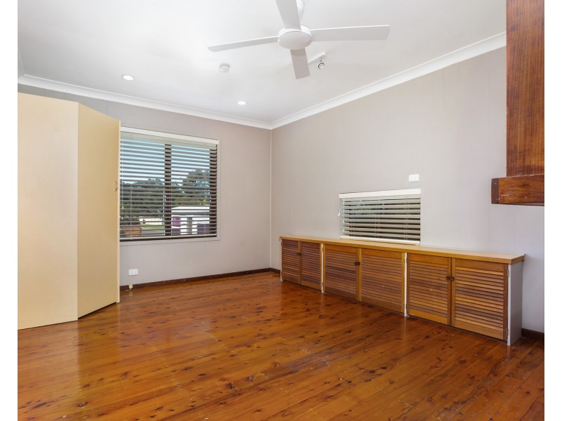 4 Howard Close, Thornton NSW 2322