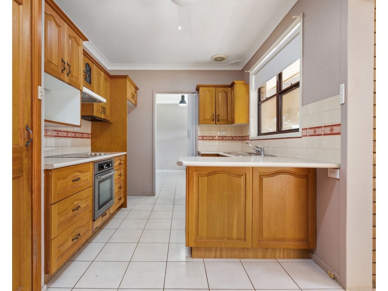 4 Howard Close, Thornton NSW 2322