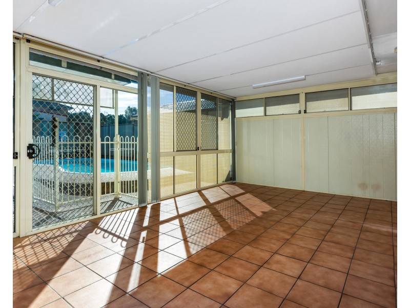 4 Howard Close, Thornton NSW 2322