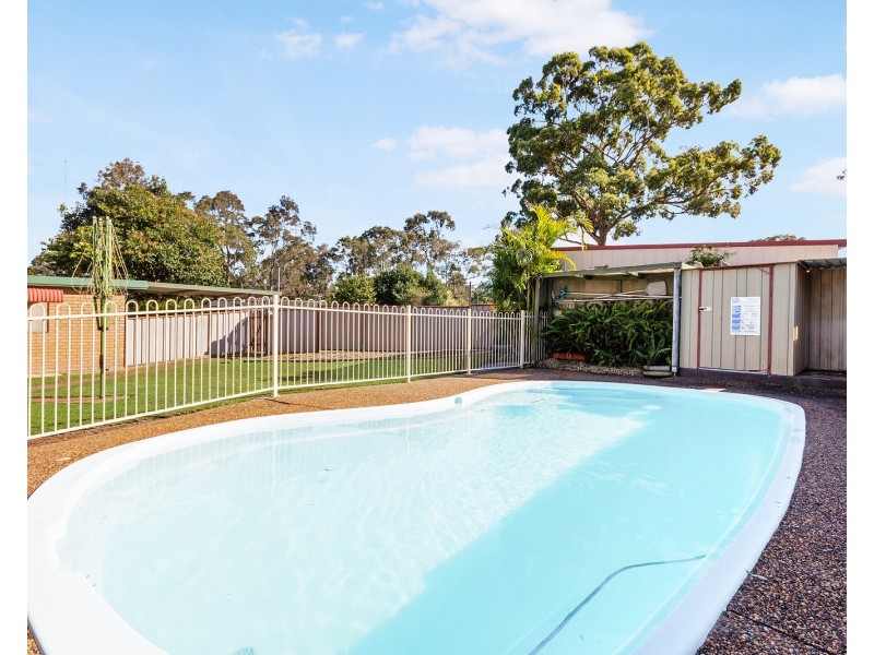 4 Howard Close, Thornton NSW 2322