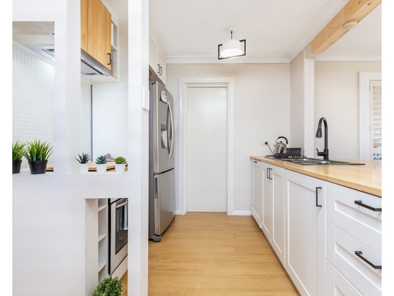 9 Windermere Avenue, Woodberry NSW 2322