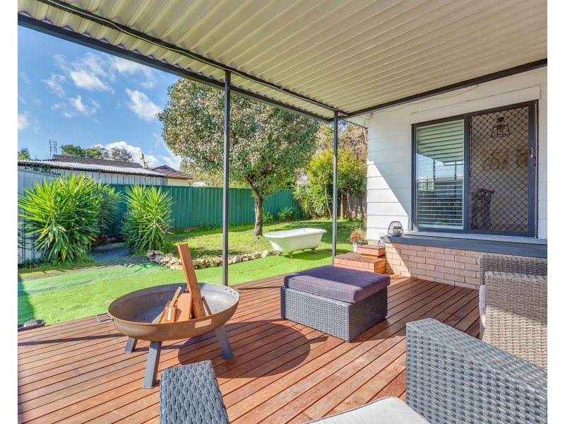 9 Windermere Avenue, Woodberry NSW 2322