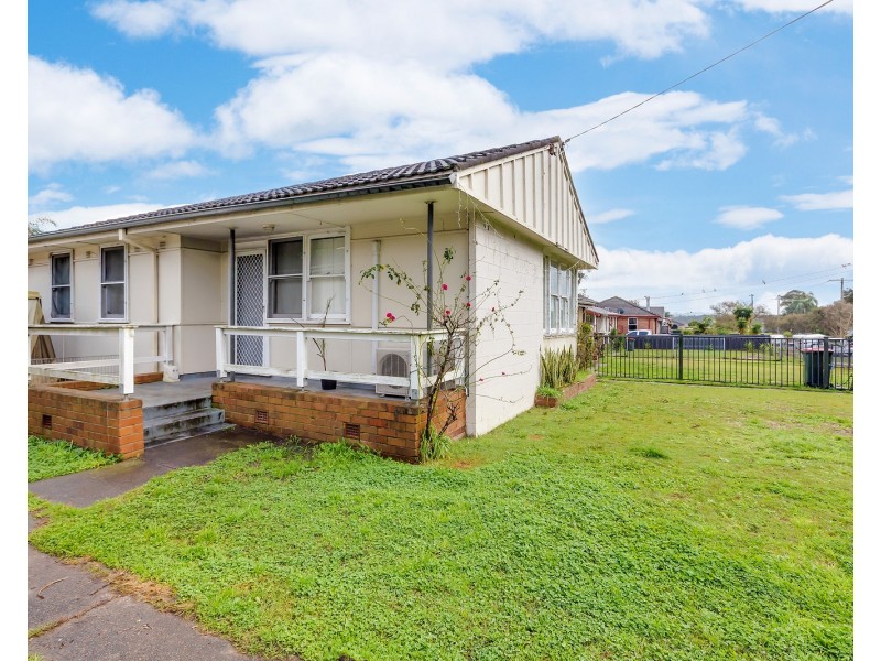 28 Duckenfield Avenue, Woodberry NSW 2322