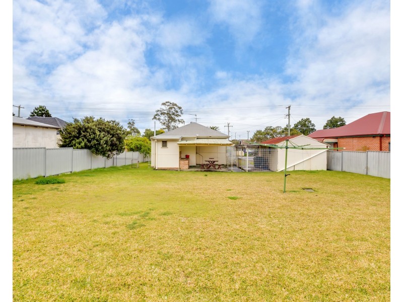 64 Anderson Drive, Tarro NSW 2322