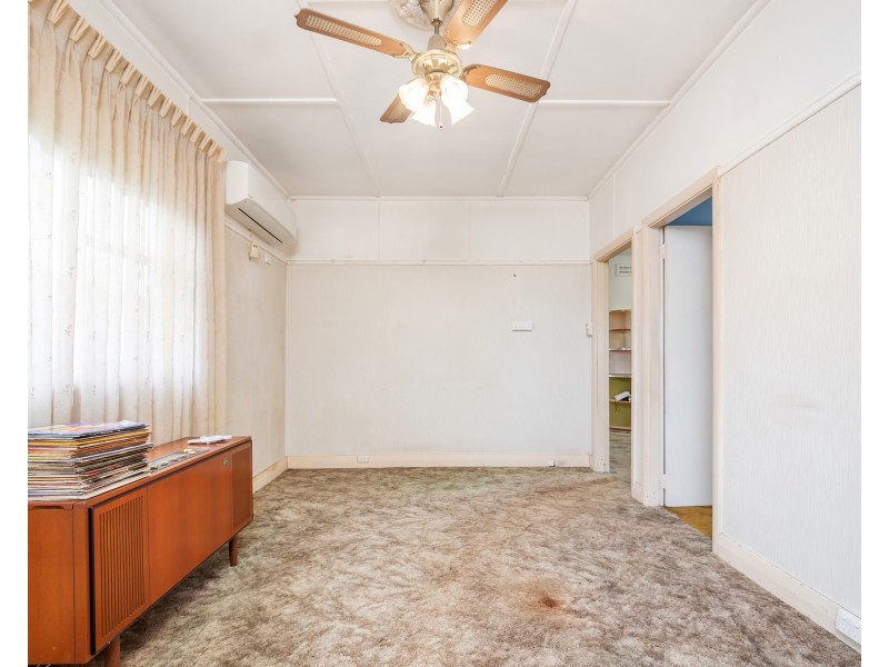 64 Anderson Drive, Tarro NSW 2322