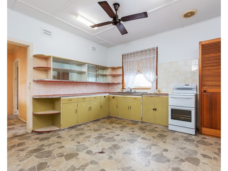 64 Anderson Drive, Tarro NSW 2322