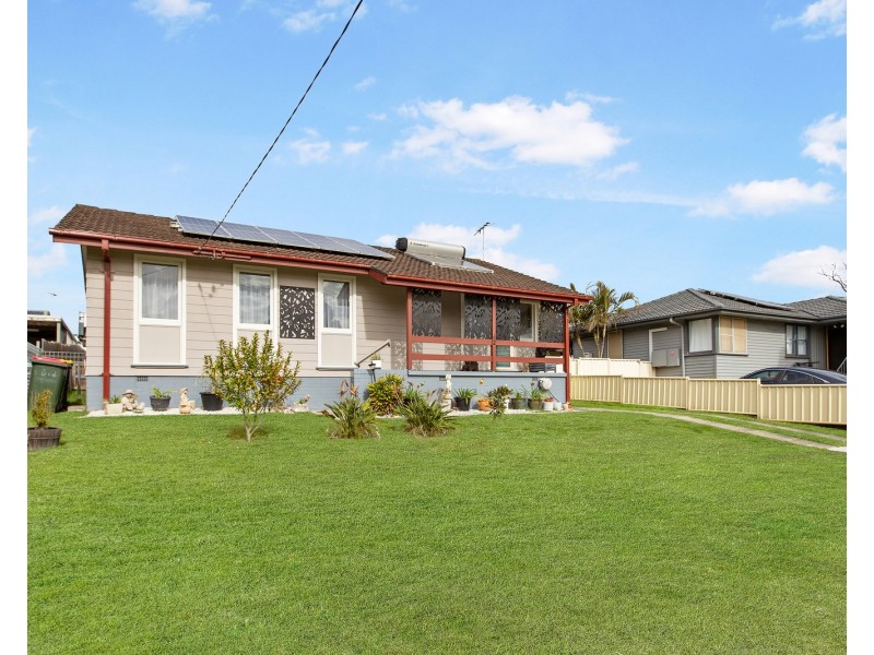 42 Greenway Avenue, Woodberry NSW 2322