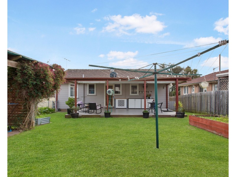 42 Greenway Avenue, Woodberry NSW 2322