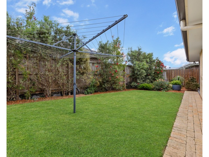 33 Barr Promenade, Thornton NSW 2322