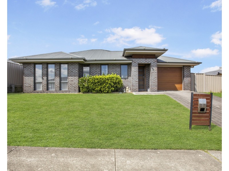 1 Reo Street, Largs NSW 2320