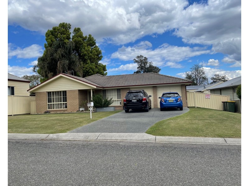 58 Evans Street, Greta NSW 2334