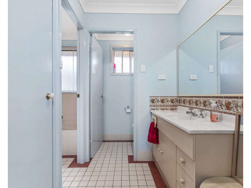 21 Adam Avenue, Rutherford NSW 2320