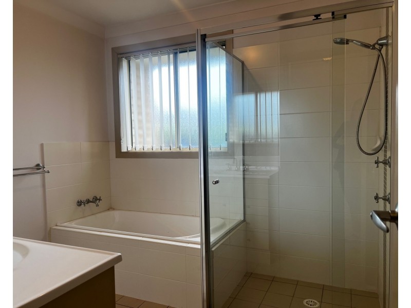 1/6 Semillon Ridge, Gillieston Heights NSW 2321