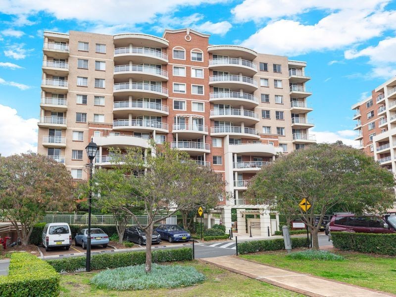 105/8 Wentworth Drive, Liberty Grove NSW 2138