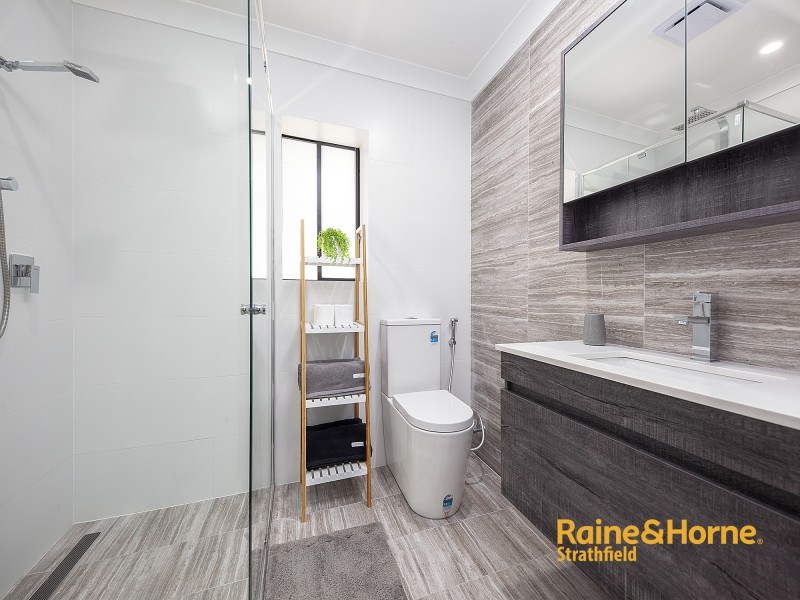 121 The Promenade, Old Guildford NSW 2161