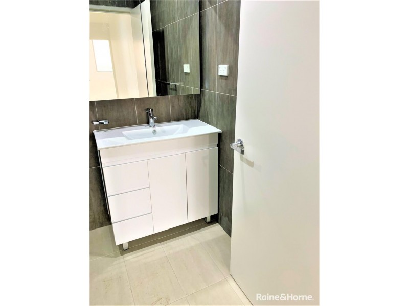 405/18 Harrow Road, Auburn NSW 2144