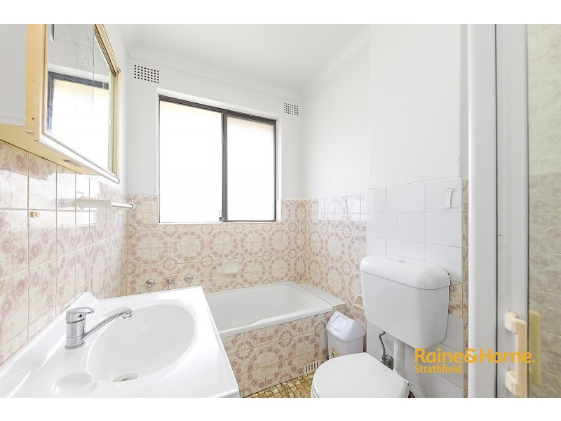 1/73 Clissold Pde, Campsie NSW 2194