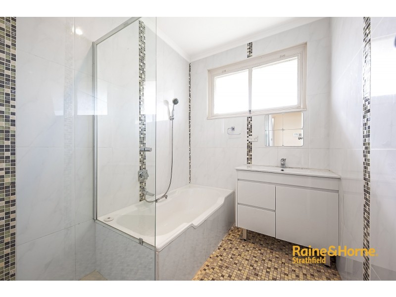 10/15 Burlington Road, Homebush NSW 2140