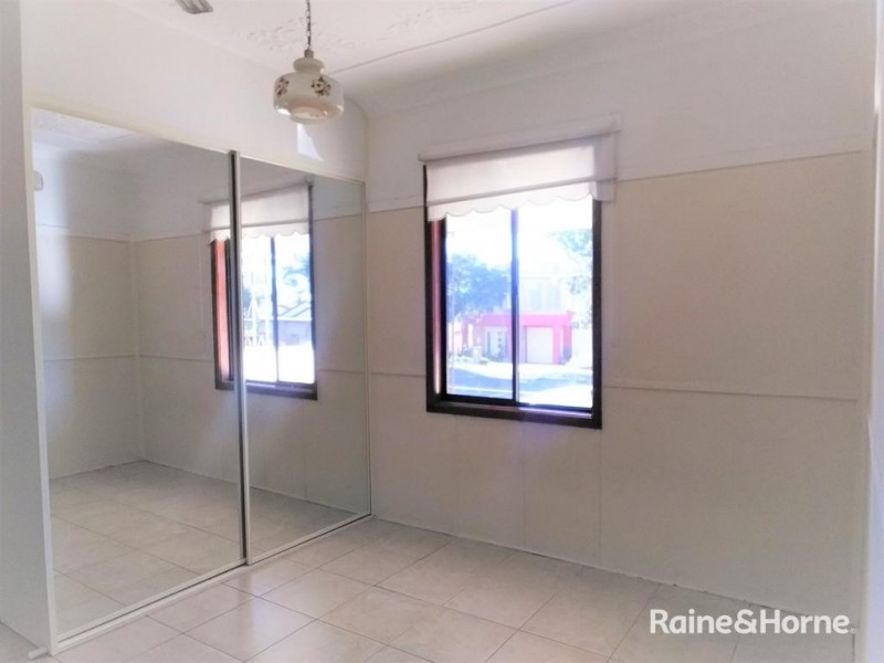 14 Pegler St, Granville NSW 2142