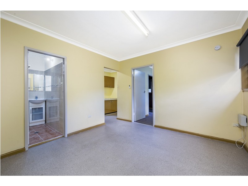 4 Queensway, Blacktown NSW 2148