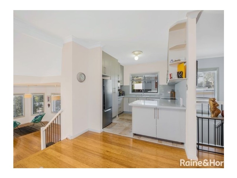 37 Kailua Ave, Budgewoi NSW 2262