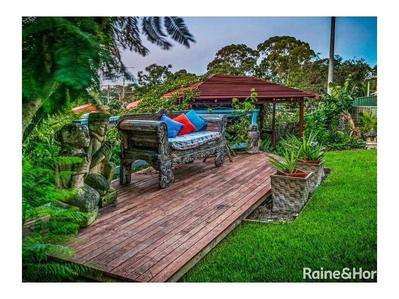 37 Kailua Ave, Budgewoi NSW 2262