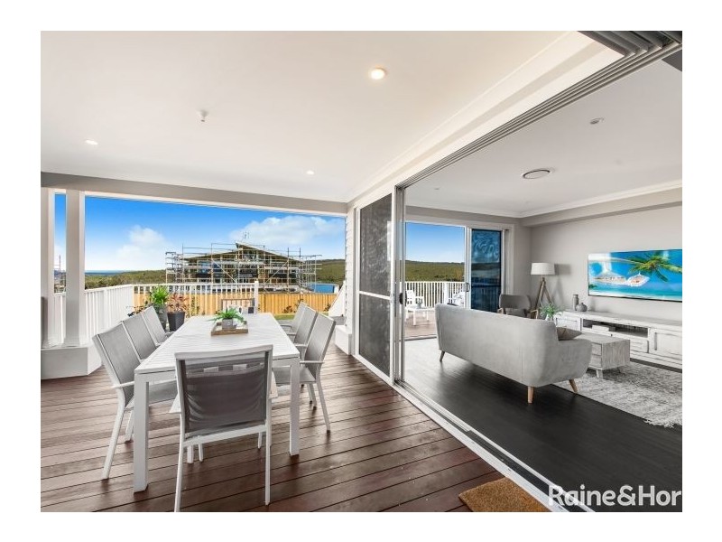 54 Sunnyspot Blvd, Catherine Hill Bay NSW 2281