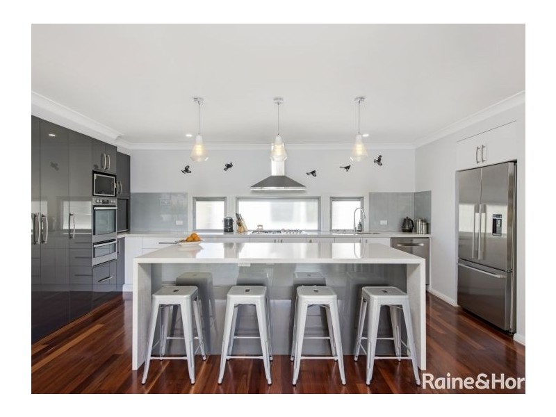 10B Ada Ave, Noraville NSW 2263