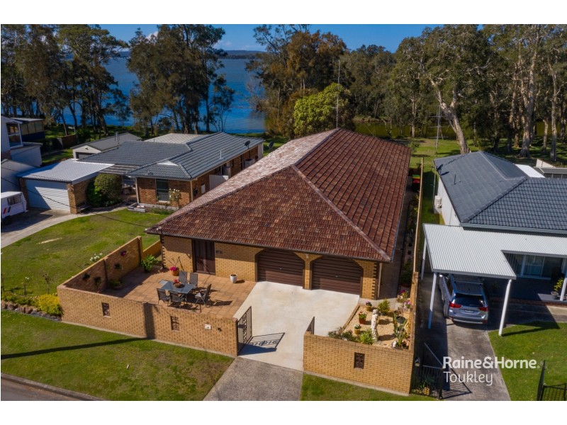 41 Natuna Avenue, Budgewoi NSW 2262