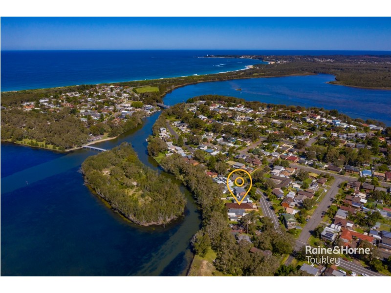 41 Natuna Avenue, Budgewoi NSW 2262