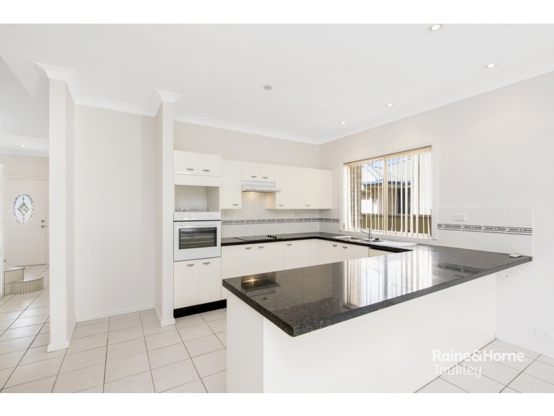 2/9 Terilbah Place, The Entrance North NSW 2261